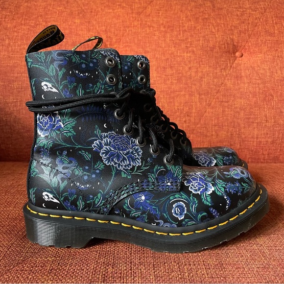 1460 Pascal Women’s Mystic Floral Lace Up Boots, Size 6 - Picture 6 of 11